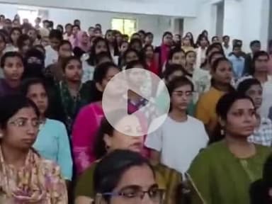 पूर्णिया पूर्व: पूर्णिया महिला कॉलेज में नए छात्राओं के लिए इंडक्शन मीट का आयोजन, सैकड़ों छात्राएं हुईं शामिल