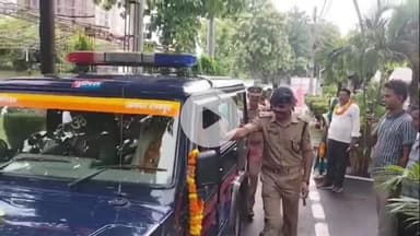 रामपुर: पुलिस लाइन में अपर पुलिस अधीक्षक अतुल कुमार श्रीवास्तव की मौजूदगी में विदाई समारोह का आयोजन किया गया