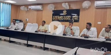 सुपौल: डीएम सावन कुमार की अध्यक्षता में शिक्षा विभाग के कार्यों की समीक्षा बैठक