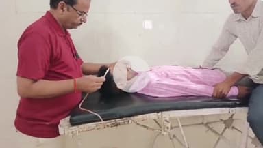 टीकमगढ़: पड़वार गांव में कीटनाशक दवा पीने से एक व्यक्ति की हालत गंभीर, ज़िला अस्पताल में भर्ती