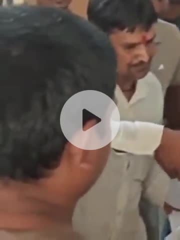 टीकमगढ़: टीकमगढ़ में विमुक्त घुमंतू महासंघ का प्रदर्शन, कलेक्ट्रेट में सौंपा ज्ञापन