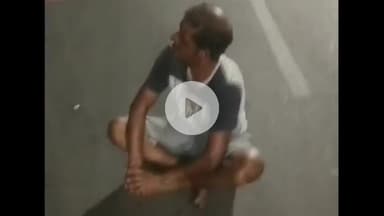 ਜਲੰਧਰ 1: ਰੇਲਵੇ ਸਟੇਸ਼ਨ ਦੇ ਕੋਲ ਇੱਕ ਵਿਅਕਤੀ ਦੇ ਨਾਲ ਚਾਰ ਮੁੰਡਿਆਂ ਨੇ ਕੁੱਟਮਾਰ ਕਰ ਉਸ ਦੇ 2000 ਦੀ ਨਕਦੀ ਅਤੇ ਮੋਬਾਈਲ ਫੋਨ ਲੁੱਟ ਕੇ ਹੋਏ ਫਰ