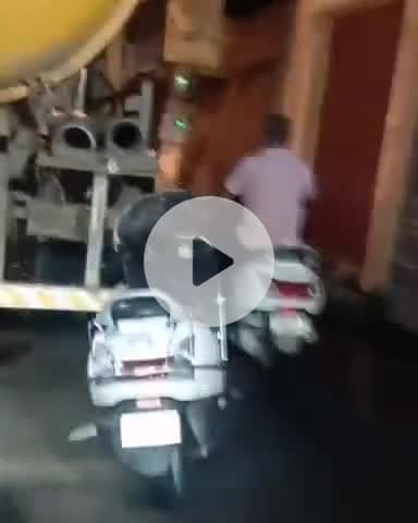 जगाधरी: हीरानगर में सड़कों पर सीवरेज का पानी फैला, मेयर और निगम अधिकारी पहुंचे, रात में ही पानी निकलवाया