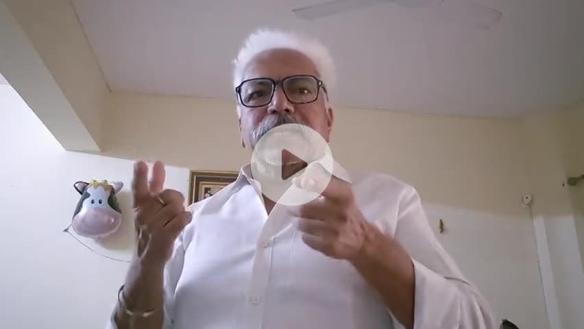 #आईना_दिखाओ
 कोई एक अपना विशेष व्यक्ति ही
बर्बादी का कारण बनता है,,,