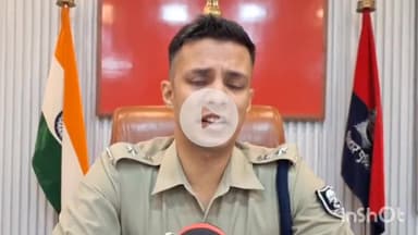 गोपालगंज: आगामी विधानसभा चुनाव को लेकर पुलिस पेशेवर अपराधियों की सूची बनाने में जुटी: कलेक्ट्रेट परिसर में एसपी अवधेश दीक्षित