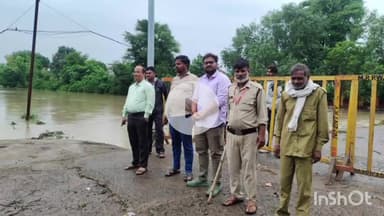 सिरोंज: बारिश से हुई तबाही के बाद तहसील क्षेत्र के विभिन्न ग्रामों में प्रशासन ने नुकसान का लिया जायजा