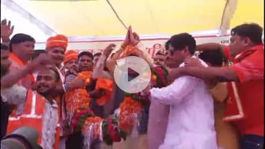 कोल: रामलीला मैदान में आयोजित कार्यक्रम और बाइक रैली में शामिल हुए राज्यमंत्री धर्मवीर प्रजापति, बोले- युवा हो रहे जागरूक