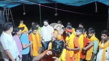 लंभुआ: लंभुआ तहसील क्षेत्र के बाबूगंज बेलसौना में बोल बम कांवरिया संघ द्वारा विशाल भंडारे का आयोजन, शिवभक्तों ने लिया प्रसाद