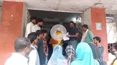 सिरोंज: वार्ड क्रमांक 21 अयोध्या बस्ती में बारिश से गिरे मकानों का सर्वे करने के लिए रहवासियों ने तहसीलदार को ज्ञापन दिया