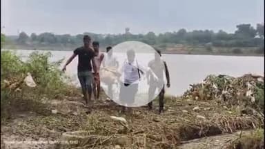 लाडपुरा: नयापुरा थाना क्षेत्र में चंबल नदी से मिला अज्ञात व्यक्ति का शव, पुलिस कर रही शिनाख्त के प्रयास