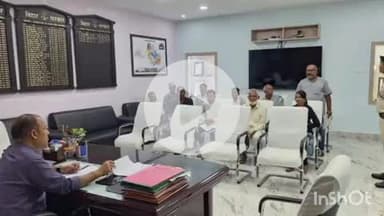 कहरा: डीएम कार्यालय में डीएम दीपेश कुमार ने लगाया जनता दरबार, फरियादियों की सुनी गईं समस्याएं