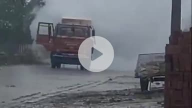 हनुमानगढ़: मक्कासर गांव में CNG गैस टैंकर में हुआ रिसाव, चालक टैंकर छोड़कर हुआ फरार