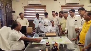 महाराजगंज: सक्सेना चौराहे के सौंदर्यकरण व पत्रकार उत्पीड़न पर जर्नलिस्ट्स प्रेस क्लब ने डीएम-एसपी को सौंपा ज्ञापन