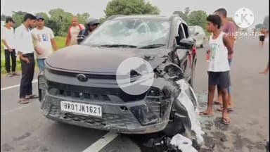 चंडी: करौटा-राजगीर पथ पर जगतपुर के पास बाइकर्स गैंग की तलवार लहराते समय बाइक कार से टकराई, दो घायल