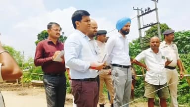 मधेपुरा: डीएम ने मुरलीगंज व कुमारखंड का निरीक्षण किया, नहर मरम्मत व सड़क कार्य में तेज़ी लाने का निर्देश दिया