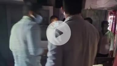 सहजनवा: गीडा थाना क्षेत्र के साथीपार गांव में छत की कुंडी से लटका हुआ मिला युवक का शव