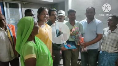 बुंडू: JPSC परीक्षा में सफलता मिलने पर नुरीडीह के निवासी को किया गया सम्मानित