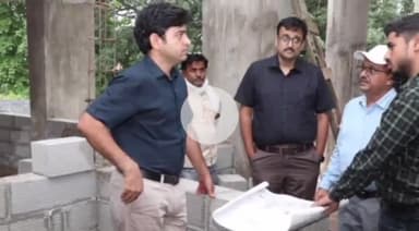 स्लीमनाबाद: कलेक्टर दिलीप कुमार यादव ने स्लीमनाबाद में तहसील कार्यालय व निर्माणाधीन कॉलेज भवन का किया निरीक्षण, दिए आवश्यक निर्देश