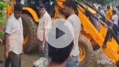 हुज़ूर: रीवा: बिछिया में अतिक्रमण पर चला बुल्डोजर, औद्योगिक इकाई केंद्र का अतिक्रमण हुआ जमींदोज