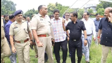 बरेली: मुख्यमंत्री के प्रस्तावित बरेली दौरे को लेकर डीएम और एसएसपी ने बरेली कॉलेज ग्राउंड का किया स्थलीय निरीक्षण