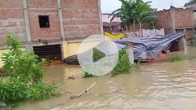 कर्वी: चित्रकूट मऊ के टिकरा टोला, डाक बगले वार्ड में पहुंचा जमुना नदी का बाढ़ का पानी