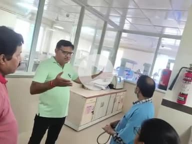 टीकमगढ़: कलेक्टर ने जिला चिकित्सालय का औचक निरीक्षण किया, आवश्यक निर्देश दिए