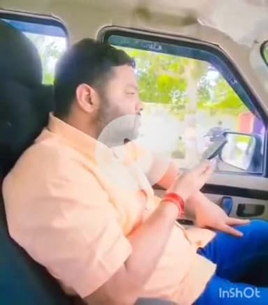 एत्मादपुर: सैमरा निवासी के मृत्यु प्रमाण पत्र में देरी को लेकर ब्लॉक प्रमुख ने ग्राम पंचायत सचिव से की बातचीत, वीडियो वायरल