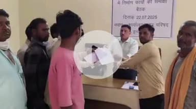 इंदरगढ़: थरेट के ग्रामीणों ने जल भराव की समस्या को लेकर एसडीएम को दिया ज्ञापन, एसडीएम ने शीघ्र समाधान का दिया आश्वासन