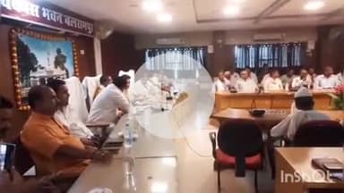 बलरामपुर: विकास भवन में लोगों ने सुना प्रधानमंत्री का लाइव संबोधन, किसानों ने सम्मान निधि प्राप्त होने पर जताई खुशी