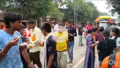 बरेली: बरेली पहुंचे कांवड़ियों के लिए जगह-जगह भंडारे का आयोजन किया गया