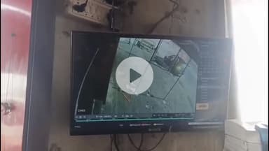 कोल: रोरावर के खेरेश्वर चौराहे पर एटीम से 6 बैट्री चोरी, CCTV वीडियो आया सामने, पांच माह पूर्व भी हुआ था कैश चोरी