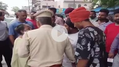 ਜਲੰਧਰ 1: ਕਿਸ਼ਨਪੁਰਾ ਚੌਕ ਵਿਖੇ ਨਾਕੇਬੰਦੀ ਦੌਰਾਨ ਬੁਲੇਟ ਮੋਟਰਸਾਈਕਲ ਦਾ ਚਲਾਨ ਹੋਣ 'ਤੇ ਬੁਲੇਟ ਮੋਟਰਸਾਈਕਲ ਸਵਾਰ ਨੌਜਵਾਨਾਂ ਨੇ ਕੀਤਾ ਹੰਗਾਮਾ