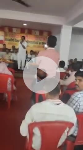 मध्य प्रदेश कल्चुरि संवर्गीय महासभा का प्रांतीय अधिवेशन रीवा में श्री मुन्नालाल जायसवाल जी की अध्यक्षता में संपन्न हुआ प्रतिभाशाली छात्र छात्राओं को सम्मानित किया गया