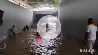 पुनपुन: पटना-गया रेलखंड पर जट डुमरी के पास अंडरपास में भरा पानी, कई गांवों का आवागमन ठप