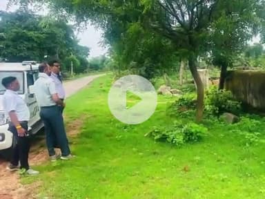 टीकमगढ़: कलेक्टर विवेक श्रोत्रिय ने सूर्य मंदिर मड़खेरा का निरीक्षण किया, पर्यटकों के लिए योजना बनाई