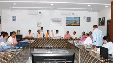 झालरापाटन: राजस्थान को दुग्ध उत्पादन में अव्वल बनाने के लिए नवाचारों पर जोर, कैबिनेट मंत्री जोराराम ने बैठक में कही बात