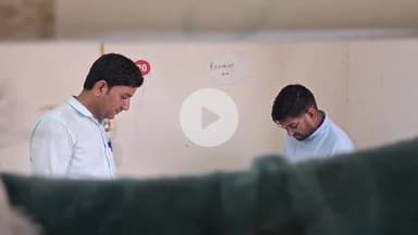 चूरू: गांव ख्याली की 19 वर्षीय युवती ने गलती से पिया कीटनाशक, चूरू अस्पताल के आईसीयू में भर्ती