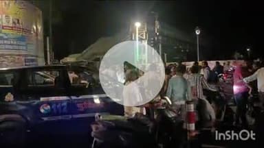 कोल: बन्नादेवी में फॉर्च्यूनर कार ने बाइक सवार 3 युवकों को मारी टक्कर, 3 युवक घायल, डायल 112 ने भाग रही कार को रोका