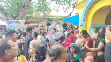 बाढ़: सावन के अंतिम सोमवार को बाबा उमानाथ मंदिर में उमड़ी श्रद्धालुओं की भीड़, प्रशासन ने की चाक-चौबंद व्यवस्था