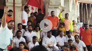 🌿🚩 सावन के चौथे सोमवार पर
ब्रजघाट से एक भव्य 🚶‍♂️ कांवड़ यात्रा निकालकर
🚩हिंदुत्व के नाम जल अर्पण किया गया!
हर हर महादेव 🔱🙏
#कांवड़_यात्रा #हिंदुत्व #सावनसोमवार #हरहरमहादेव 🕉️💧