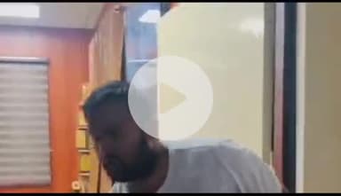 ऋषिकेश: पीजी कॉलेज में छात्रों ने प्रशासनिक भवन में बाल्टियों से पानी डालकर निदेशक के खिलाफ जताया विरोध