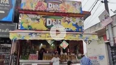 धनौरा: रक्षाबंधन को लेकर खाद्य विभाग की टीम ने गजरौला के कई स्थानों पर की छापेमारी, सैंपल जांच के लिए भेजे