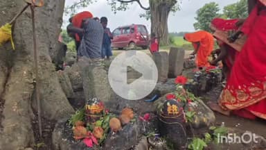 सिसई: बोंडो के प्राचीन महादेव स्थान में समाजसेवी उदय कुशवाहा के नेतृत्व में बाबा भोलेनाथ का जलाभिषेक व भंडारा