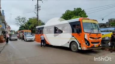 बलरामपुर: झारखंडी मार्ग पर रोडवेज बसों का अतिक्रमण, पालिकाध्यक्ष ने डीएम को पत्र लिखकर की कार्रवाई की मांग