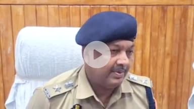 बहराइच: कलेक्ट्रेट में SP ने प्रेस वार्ता में कहा- त्योहारों पर गुड़ पुलिसिंग की व्यवस्था, माहौल खराब करने वालों पर होगी कार्रवाई