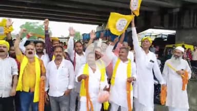 मोहनिया: मोहनिया पहुंचे प्रशांत किशोर ने कहा, बीजेपी और तेजस्वी यादव का अपना नूरा कुश्ती है, यह चुनाव आयोग करेगा जांच