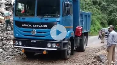 भटवाड़ी: डबरानी के पास बाधित गंगोत्री हाईवे अब यातायात के लिए सुचारू