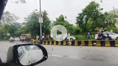 अमरोहा: अमरोहा में तेज रफ्तार का कहर, नेशनल हाईवे-नो पर अलग-अलग सड़क हादसों में तीन कांवड़ियों की मौत, दस से अधिक घायल