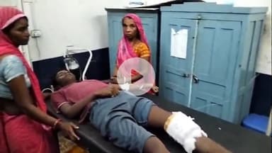 पुनासा मार्ग पर काका तोल काटे के पास आयशर वाहन और बाइक की टक्कर