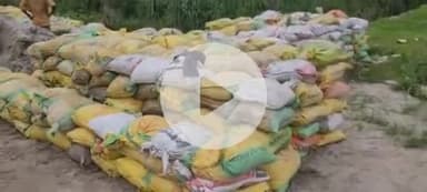 लक्सर: लक्सर के गंगा नदी पर टूटे तटबंध की मरम्मत के लिए सिंचाई विभाग ने शुरू किया काम